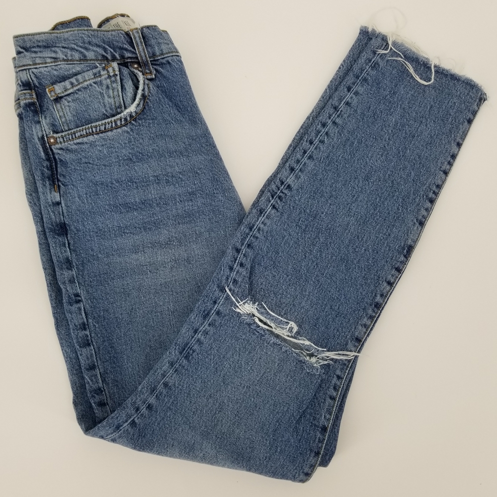 WE THE FREE high rise skinny jeans distressed raw hem medium wash size 29